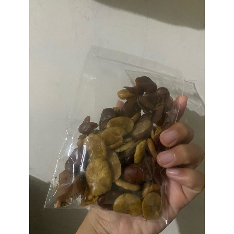 

cemilan kacang koro murah meriah