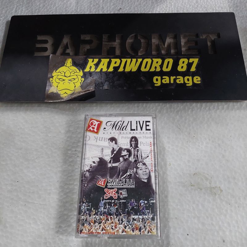 Kaset Pita Slank A Mild Live