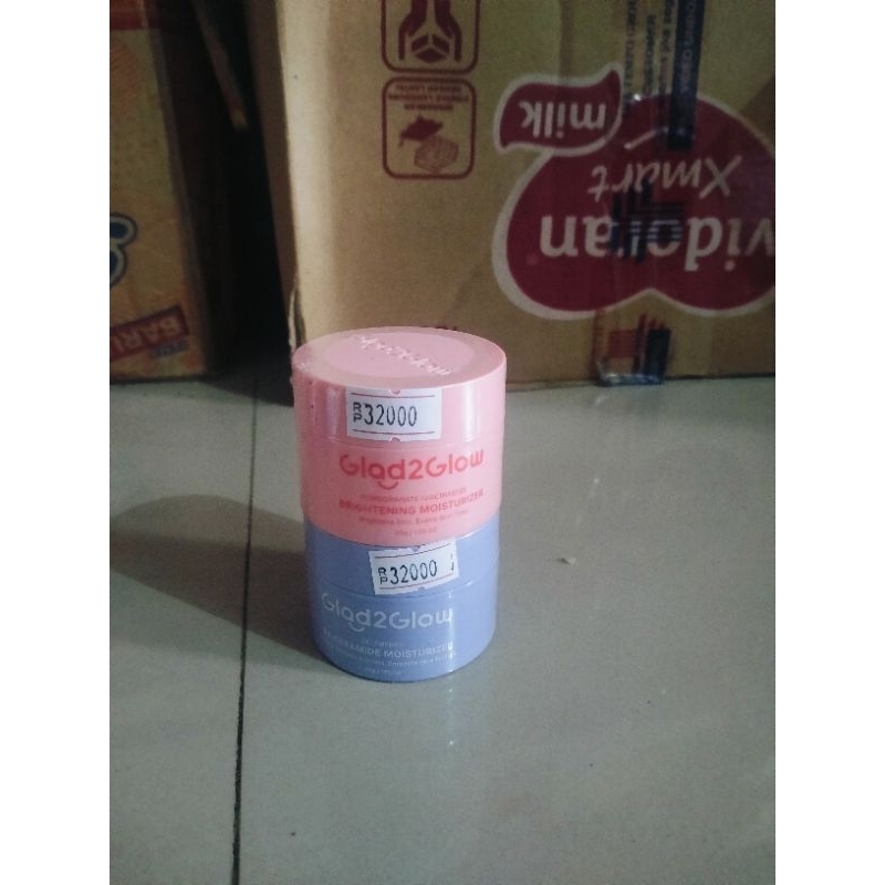 glad2glow moisturizer brightening pink