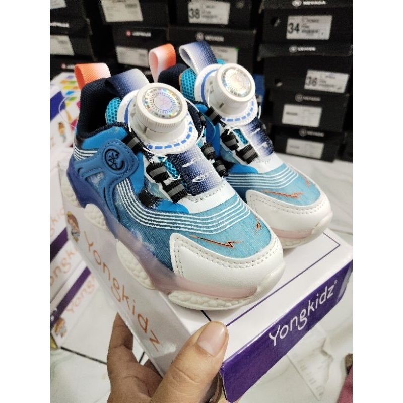 Sepatu LED YONGKIDZ ORIGINAL