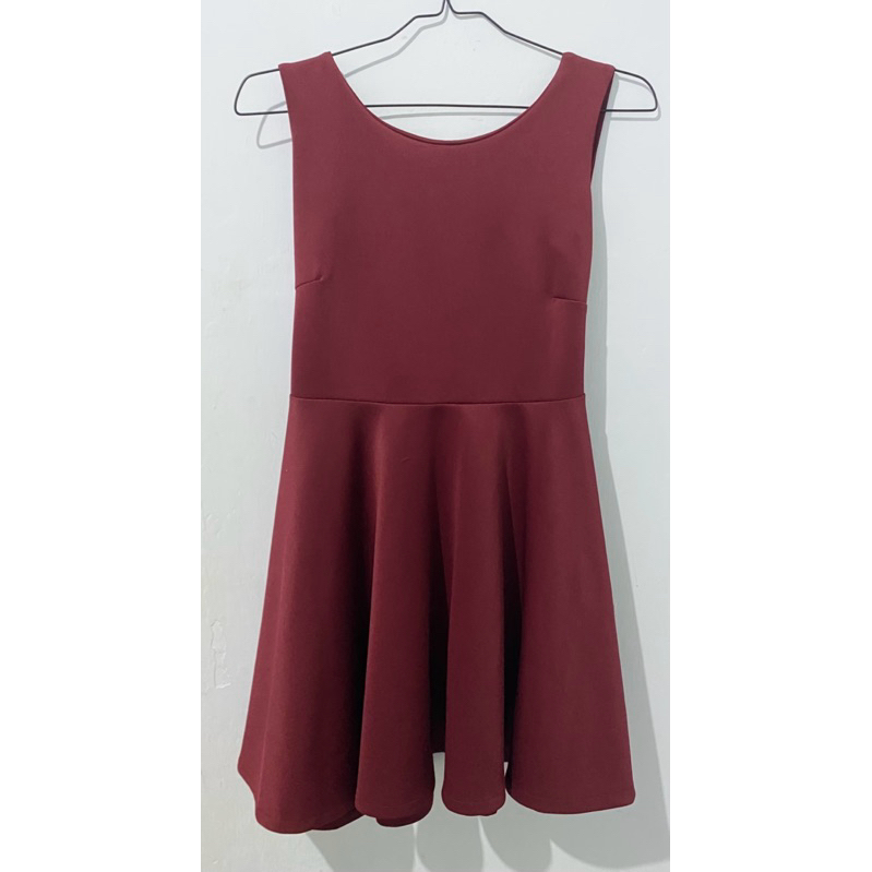 [𝐍𝐄𝐖] DRESS PESTA MAROON WANITA TANPA LENGAN PITA BELAKANG