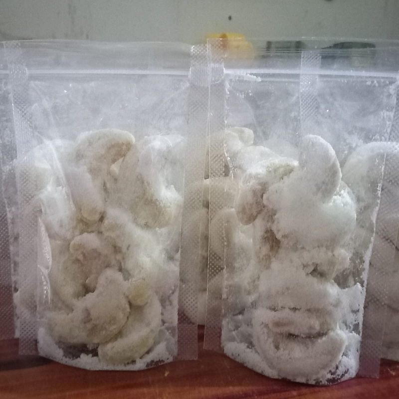 

Kue Kering Putri Salju Ulat Bulu