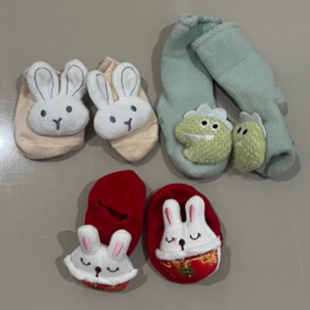 ( TAKE ALL 3pc ) NO NEGO- NO CACAT kaos kaki • socks • BAYI NEWBORN 0-3bulan karakter bunny • dino •