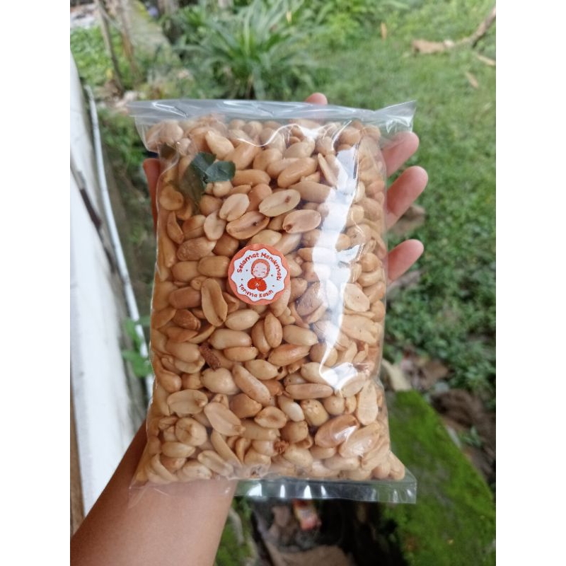

kacang bawang premium ,home Made ,fresh,suguhan lebaran 2025