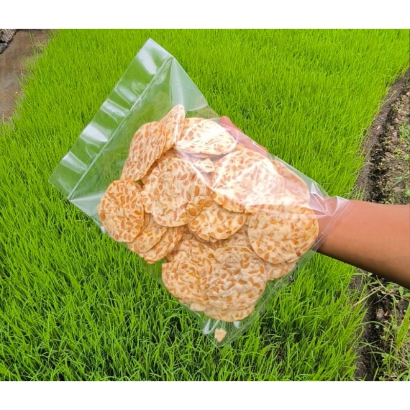 

Kripik Sagu bulat lebar Kemasan 250gr original renyah enak gurih
