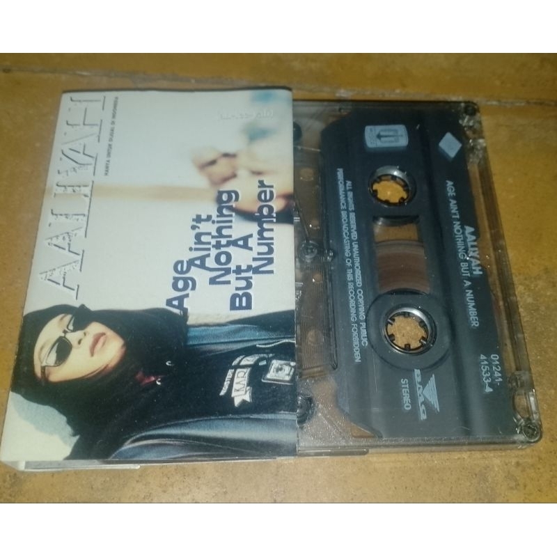 kaset pita:Aaliyah-Age aint nothing but a number