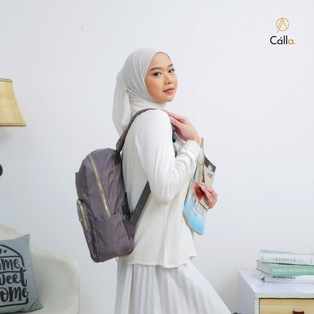 𝐂𝐚𝐥𝐥𝐚 𝐁𝐚𝐠𝐬 - Diora Backpack - Tas Ransel Wanita - Warna Grey
