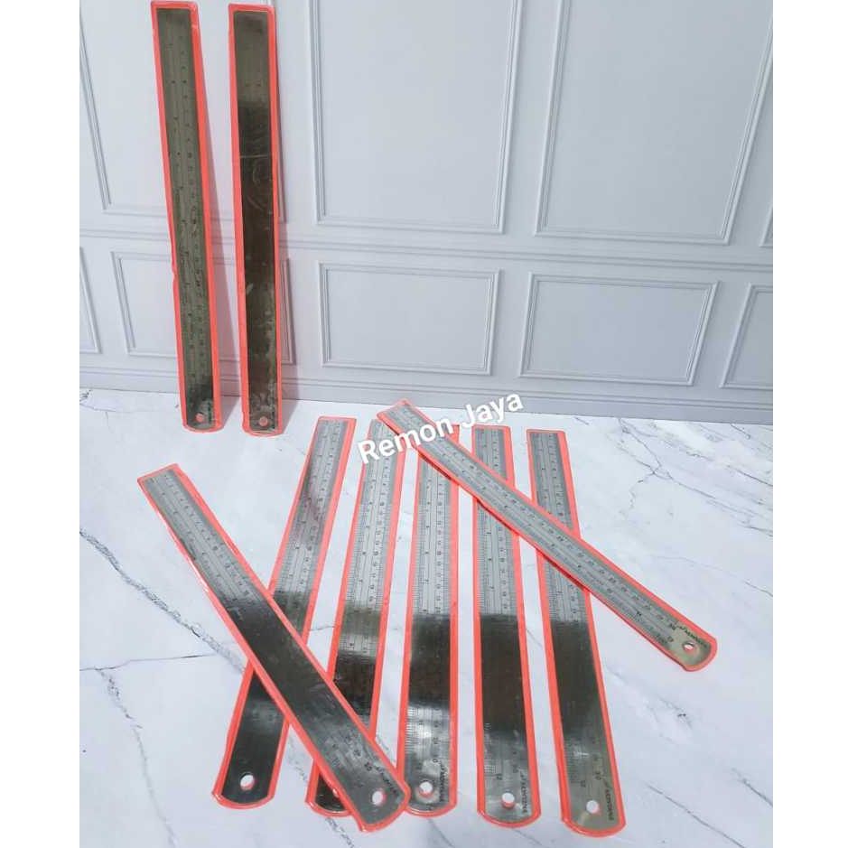 

ENCER ISI 3 / 6 PCS PENGGARIS BESI STAINLESS STEEL 30 CM