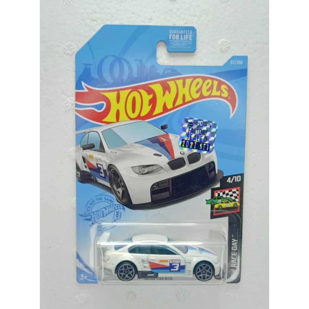 Hot Wheels Factory Sealed 2021 BMW M3 GT2 Putih