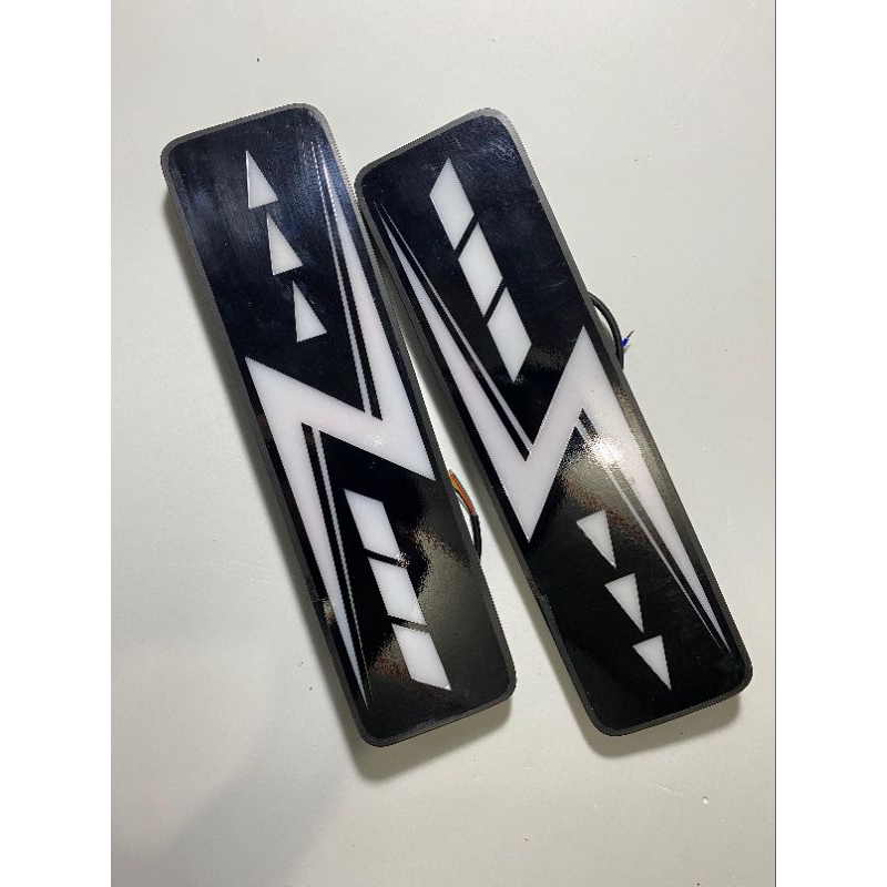 Lampu Rem Belakang Variasi 12 Volt Stoplamp Mobil Pickup Carry L300 Panther Kijang Hardtop Jimny dll