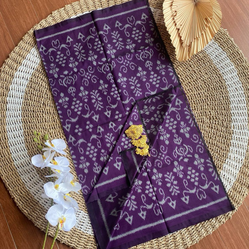 KAIN TENUN ENDEK KHAS BALI MOTIF PATRA BUNBUNAN WARNA DASAR UNGU