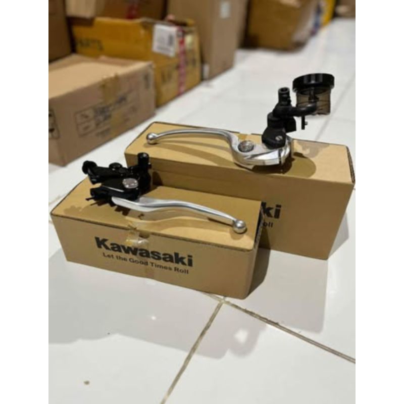 master rem Z900 set handle kopling z900/ sepaket Master rem original Kawasaki kanan kiri Z900