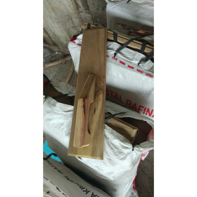 raskam acian/raskam penghalus tembok