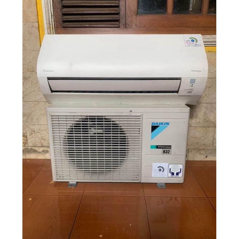 daikin inverter 1/2 pk original thailand