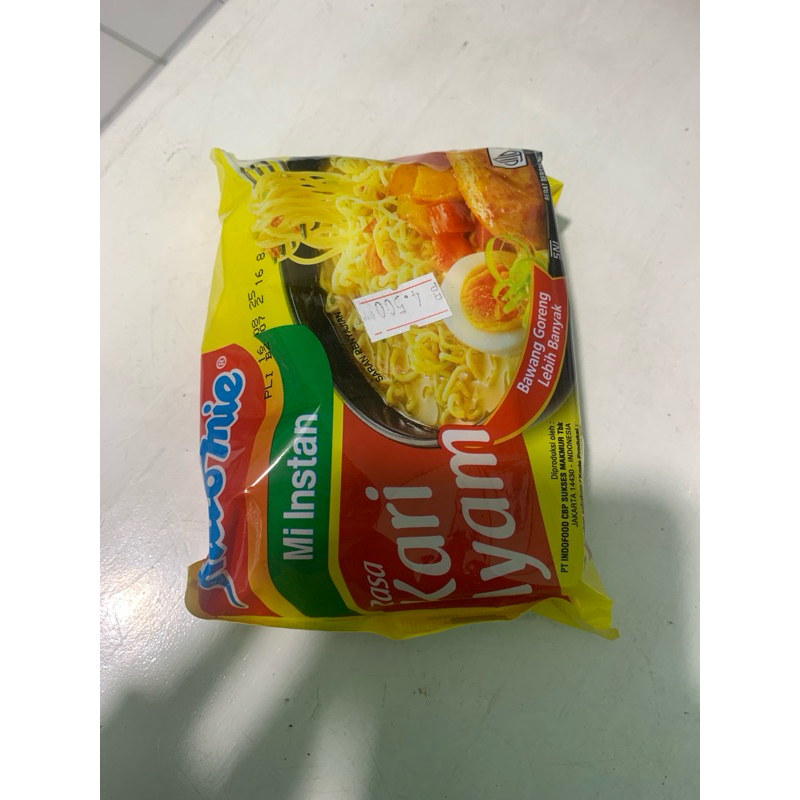

indomie kari ayam