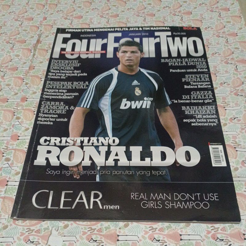 Majalah Bola Four Four Two 2010 - Cristiano Ronaldo