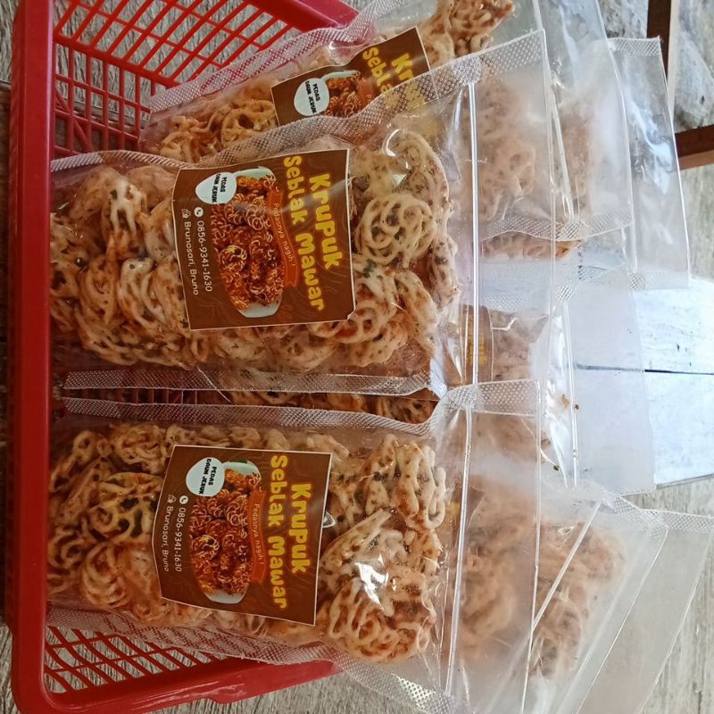 

KrupukSeblakMawarpedasdaunjeruk
