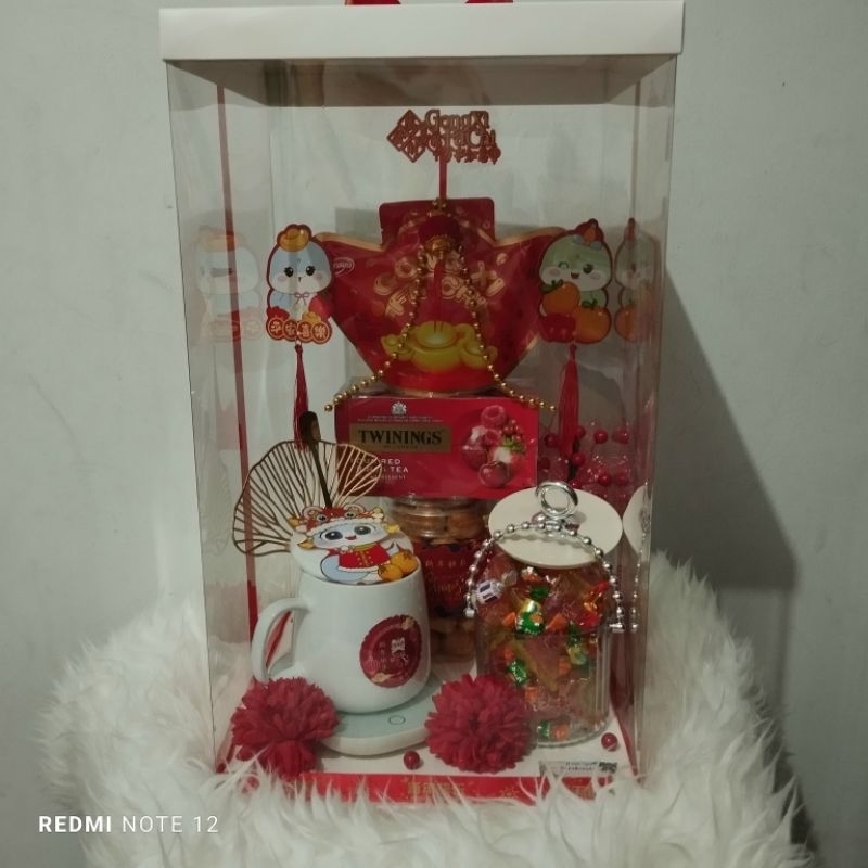 

hampers imlek Chinese new year