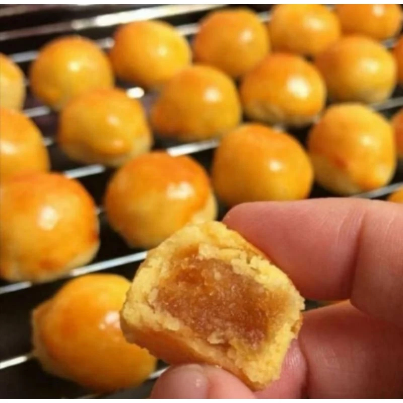

Kue Nastar Bulat Premium Selai Nanas Keju Home Made Super Lembut Kas Lebaran 250 gram Cemilan Keluarga termurah