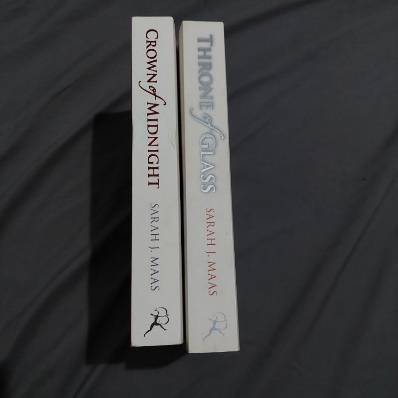 Novel Preloved Throne Of Glass, Crown of Midnight Sarah J Maas