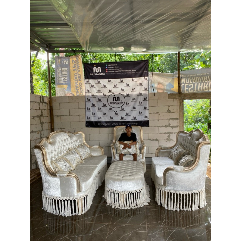 Sofa tamu model minimalis ukir jepara