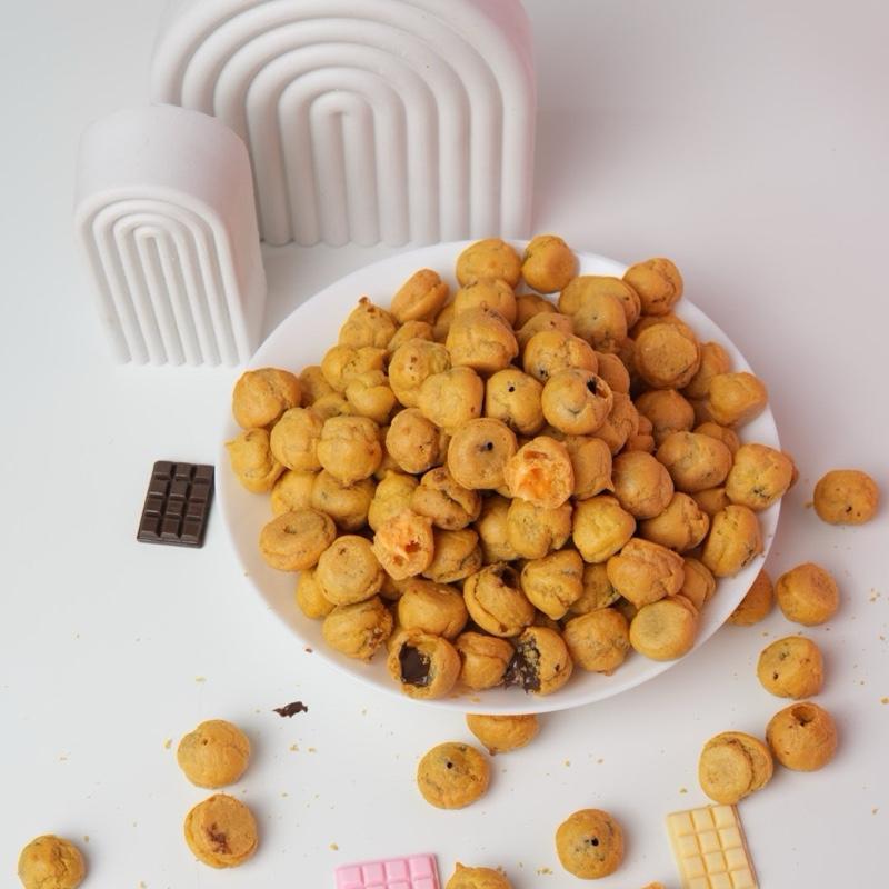 

Bakaranandia - Soes Coklat 2Kg Karton By Dutasnack Id, Pilih Varian Mix