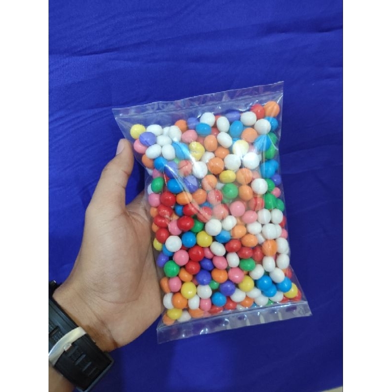 

BOLA-BOLA PELANGI BISKUIT SALUT GULA (ANEKA WARNA)