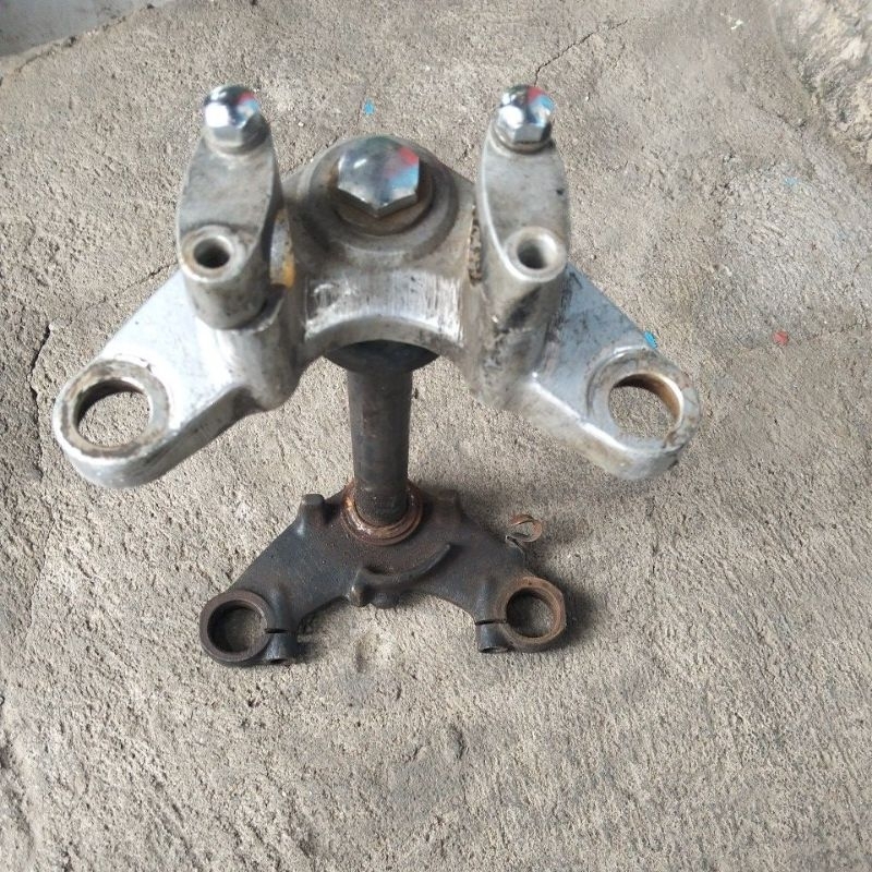 segitiga atas  bawah suzuki A 100 econos