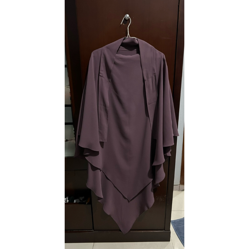 preloved fk huda size M elmadina abaya eggplant