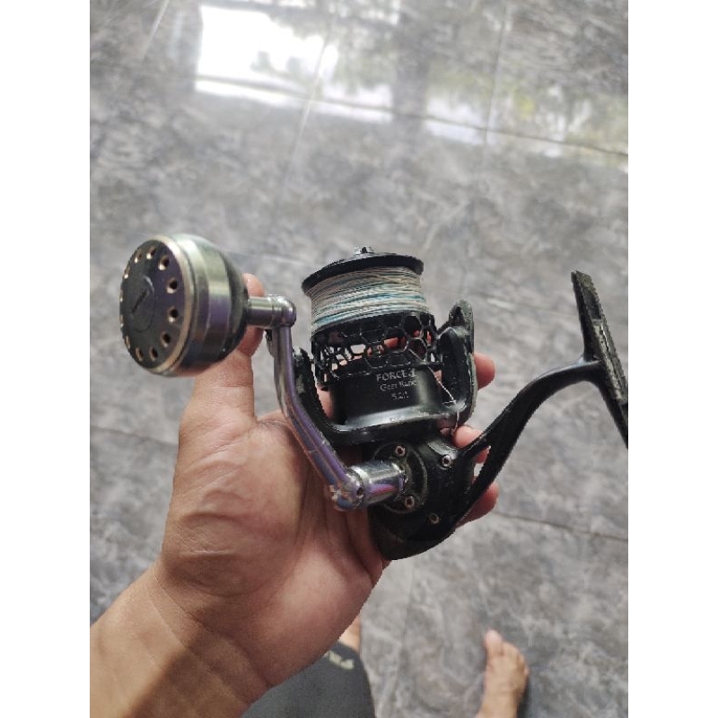 Reel Extra One Force One bekas minus fisik dan batangan