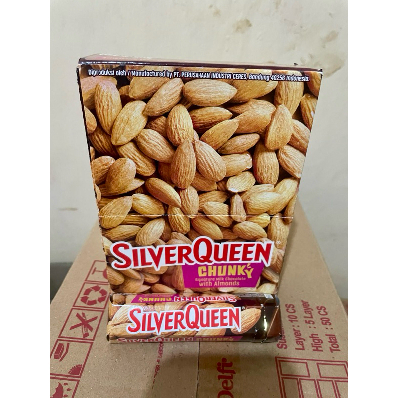 

Silverqueen Chunky Bar Mede, Almond 26gr 1Box