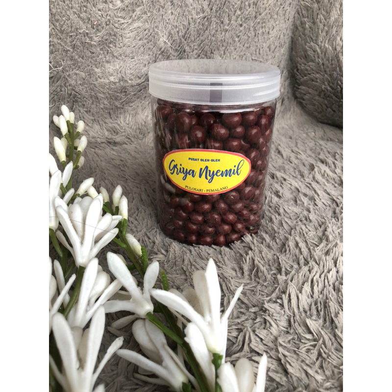 

Griya Nyemil Bola Bola Coklat