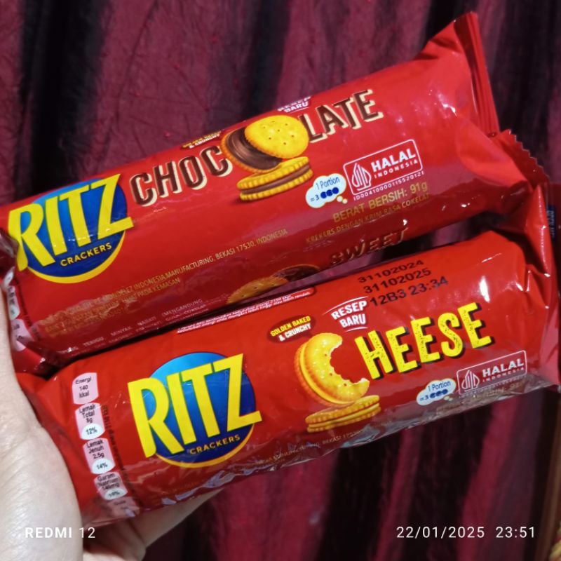 

RITZ BISCUIT Crackers original/ cheese/ chocolate 1pcs