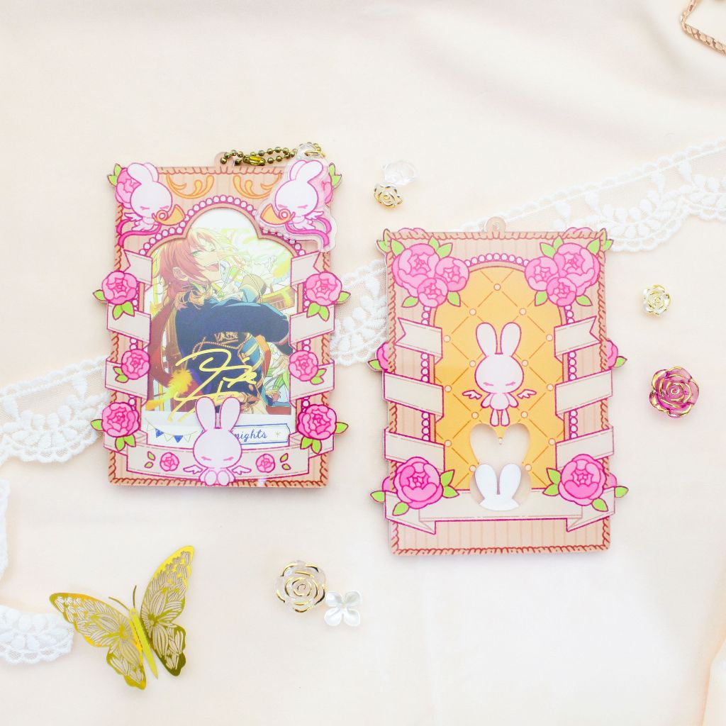 

Polaroid Holder Acrylic Cahol with mini charm Polaroid Pashakore