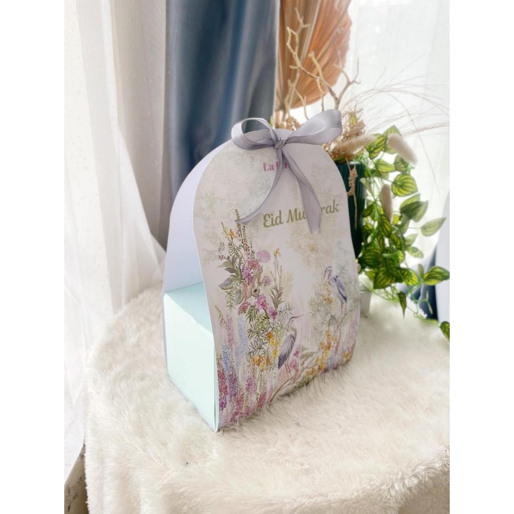 

PaperBox custom Hardbox Custom/Paperbox lebaran/ Box Hampers lebaran custom