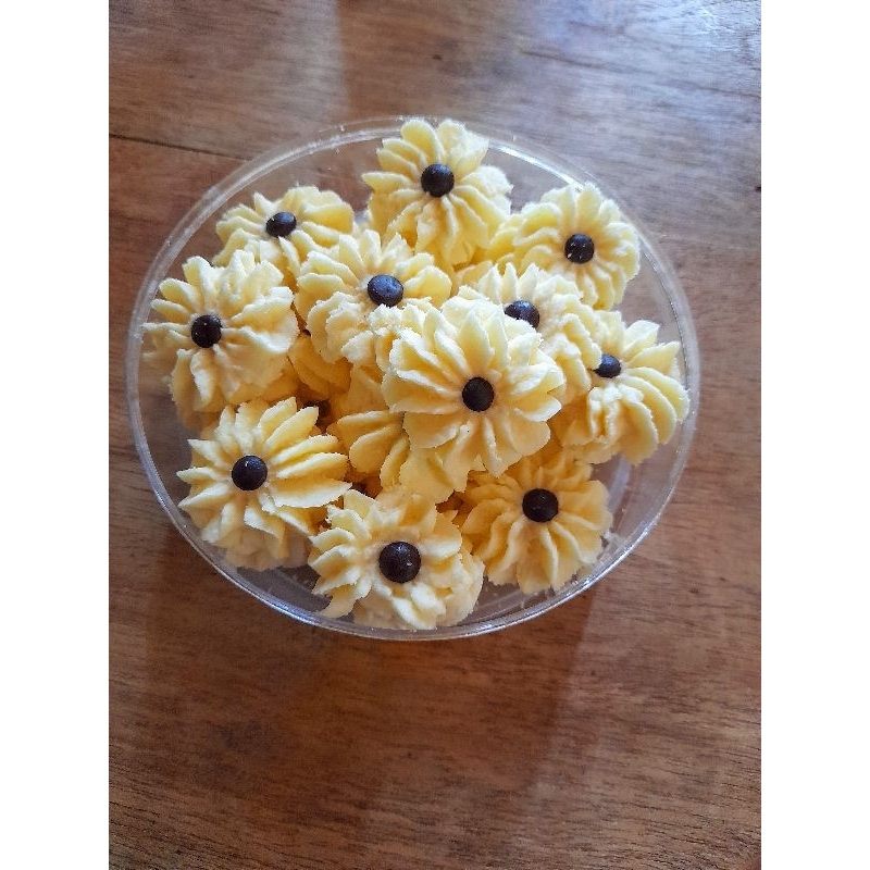 

KUE SEMPRIT KEJU