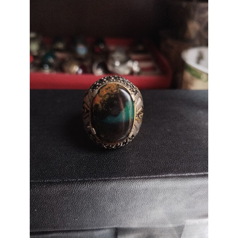 Bacan Kembang Motif Perempuan