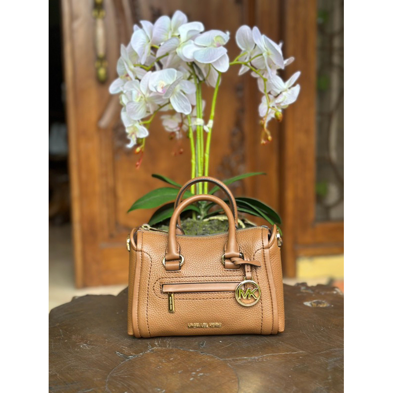 Micheal Kors Carine XS