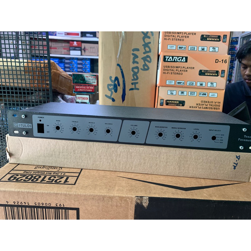 Box parametrik besi