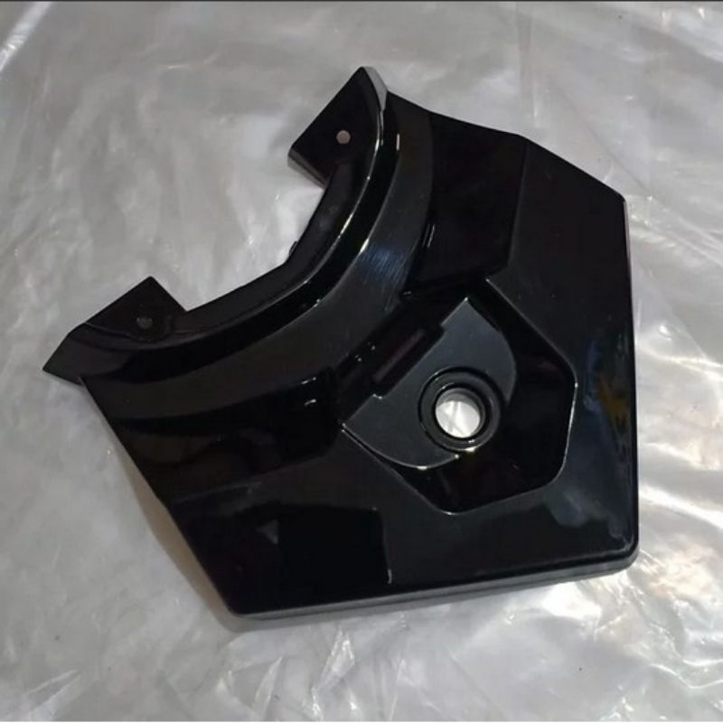 SAMBUNGAN BODY BELAKANG VARIO VARIO 150 HITAM / COVER STOP VARIO 150 2015 - 2017 HITAM MERK WIN
