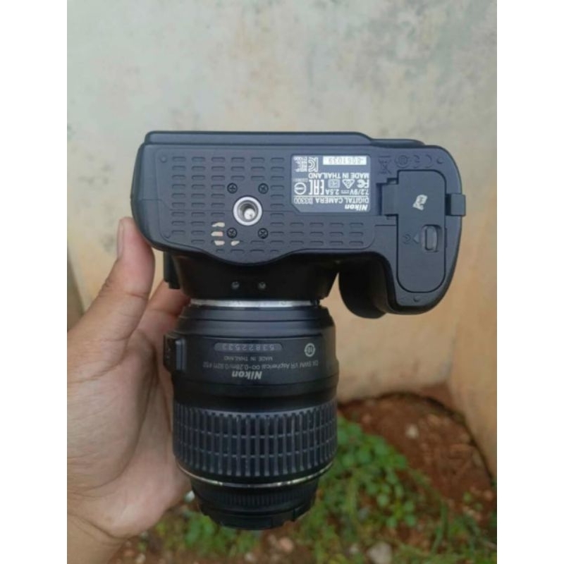Nikon D3300 bekas pemakaian