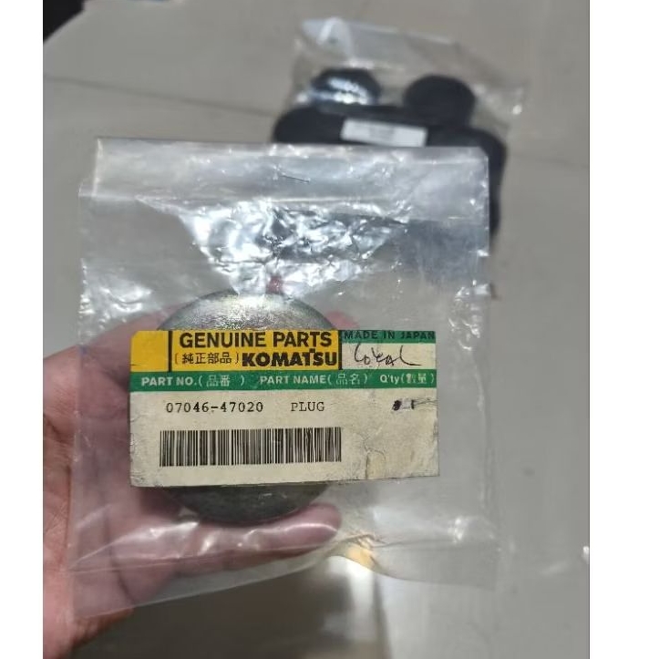 Komatsu Genuine Parts Plug 07046-47020