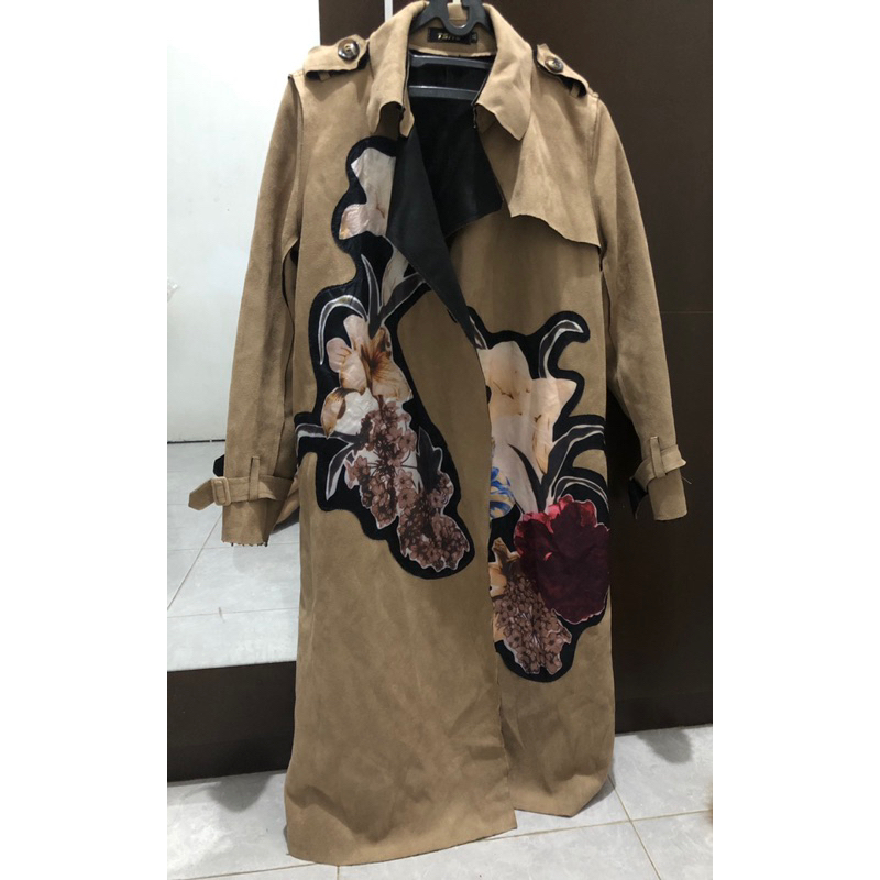 Long coat bahan suede motif