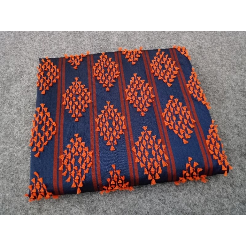 KAIN TENUN ETNIK NUSANTARA, KAIN TENUN BARON SULAM BULU, KAIN TENUN PREMIUM,KAIN TENUN CUSTOM, CUSTO