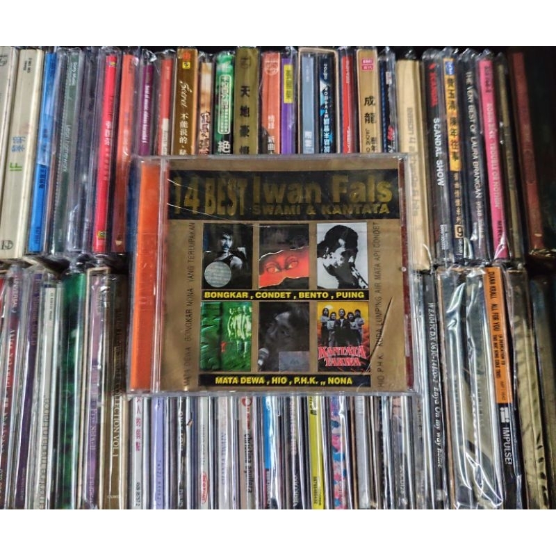 CD 14 Best Iwan Fals, Swami & Kantata - Bongkar, Condet, Mata Dewa, Puing, Bento