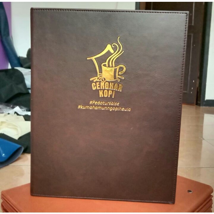 

COVER BUKU MENU A4 CUSTOM LOGO EMBOSS bahan Premium isi plastik 10 lembar / COVER MENU Hotel,Resto,Cafe,Kedai dll (logo custom)