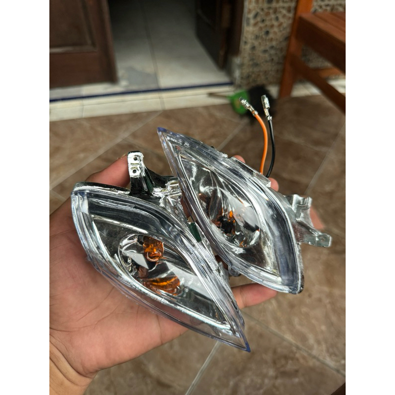 Lampu Sein Sen Kanan Kiri Honda Karisma X Karisma D Lampu Sen Riting Kanan Kiri Karisma X Terlaris