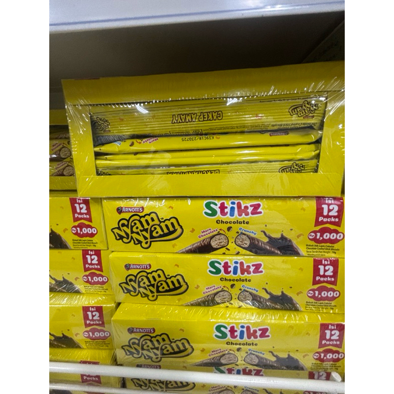 

Nyam Nyam Biskuit Stikz Chocolate isi 12/box