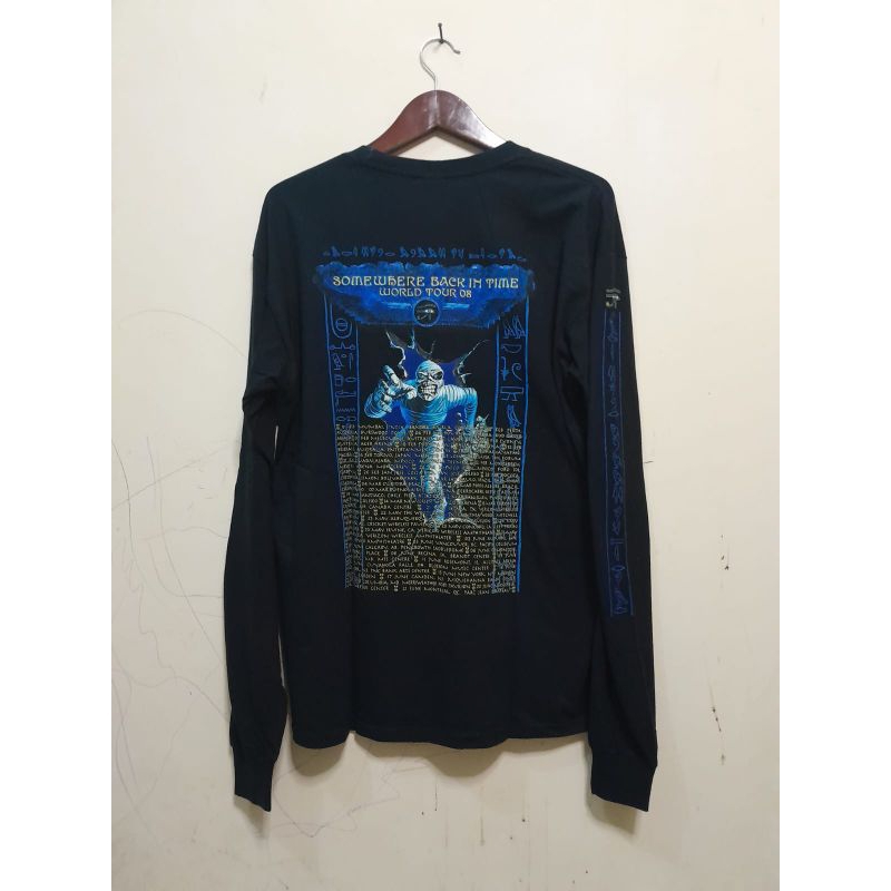 IRON MAIDEN> Somewhere back in time