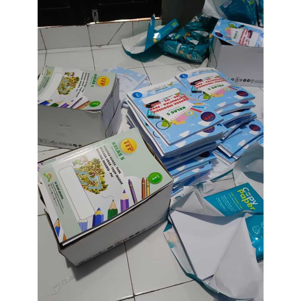 

Print HVS full warna A4 / Cetak kertas HVS fullcolor satu muka dua muka